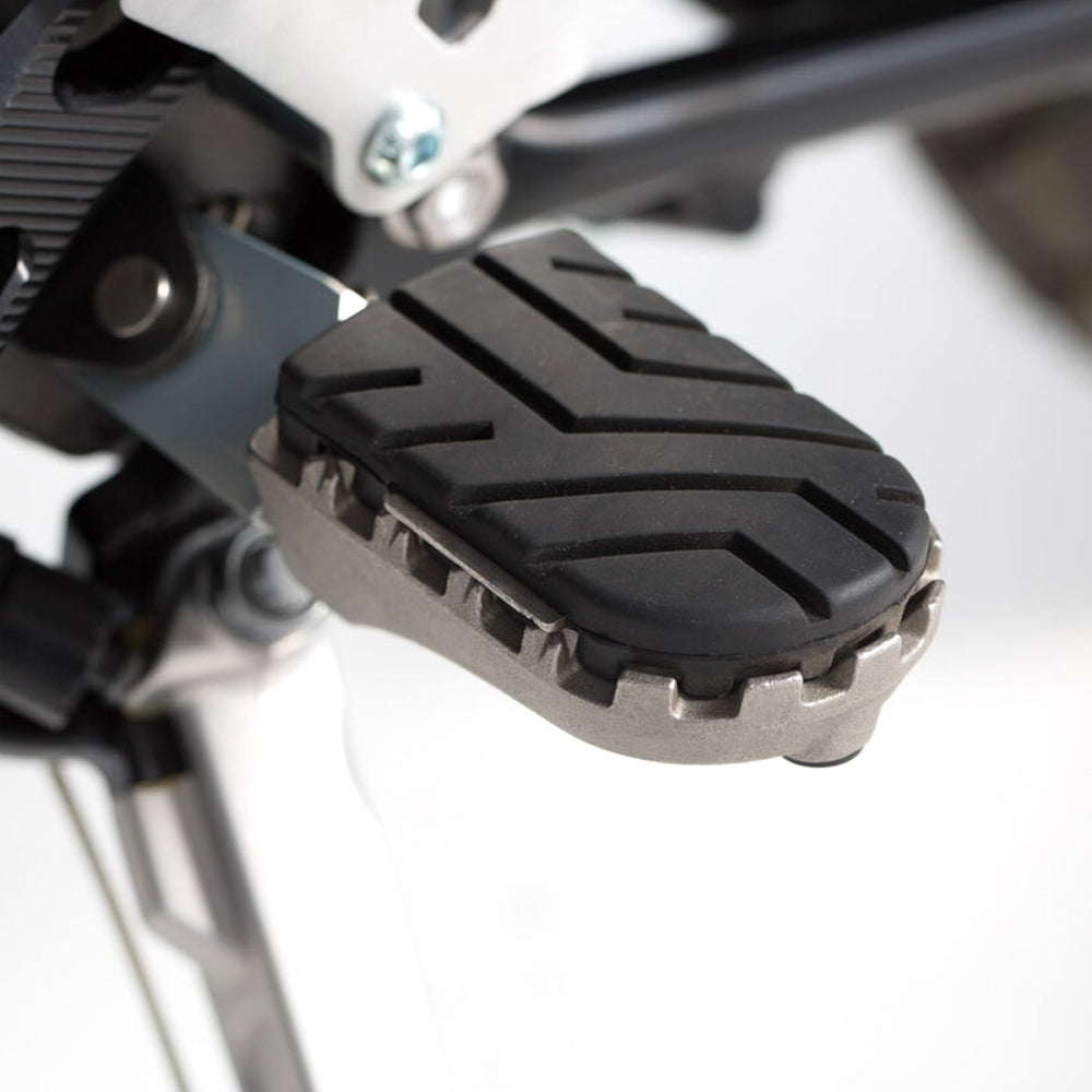 FOOTREST KIT SW MOTECH ION TRIUMPH TIGER 800 TIGER 900 TIGER 1200 SCRAMBLER