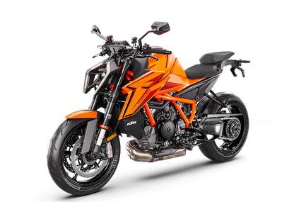 2025 KTM Superduke 1390 R