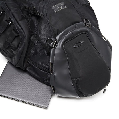 OAKLEY - Kitchen Sink Backpack - Stealth Black