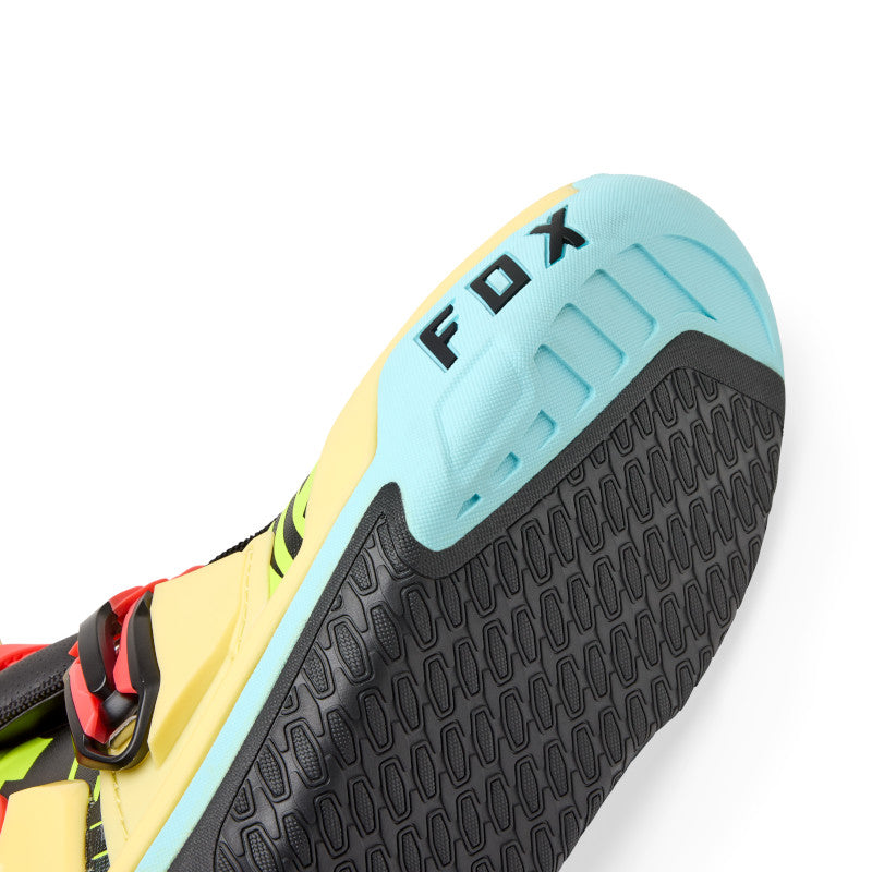 Instinct Elevated LE Boot