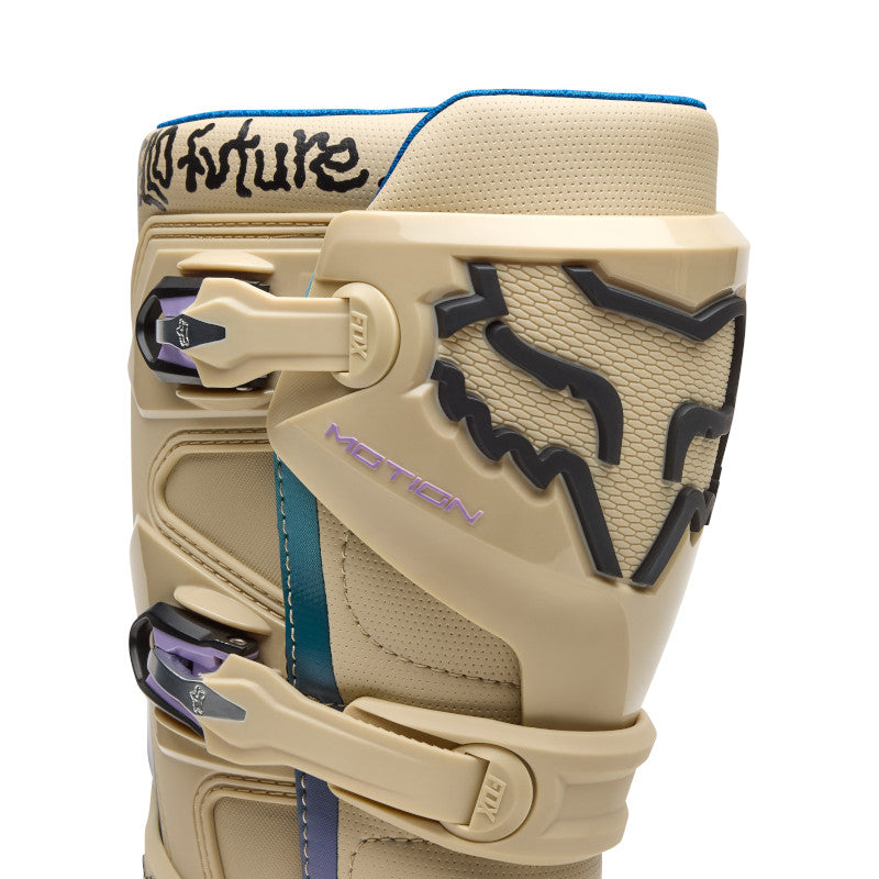 Motion Hello Future Boot